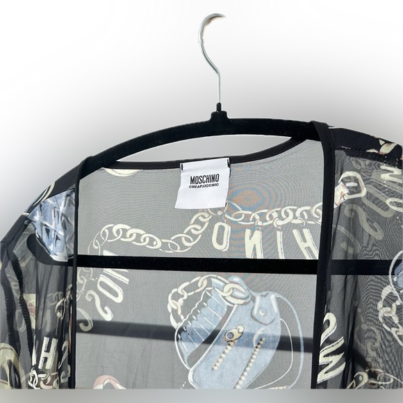 Moschino Graphic-Print Silk Shirt - Picture 4 of 10